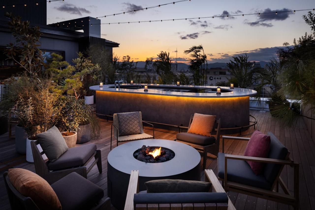 Nohga Hotel Kiyomizu Kjóto Exteriér fotografie The rooftop bar at the hotel